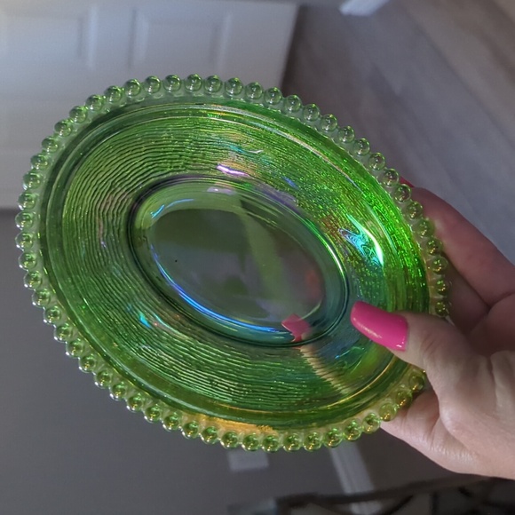 Indiana glass lime green iridescent sitting hen candy dish - Picture 12 of 16